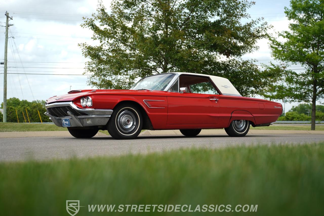 1965 Ford Thunderbird