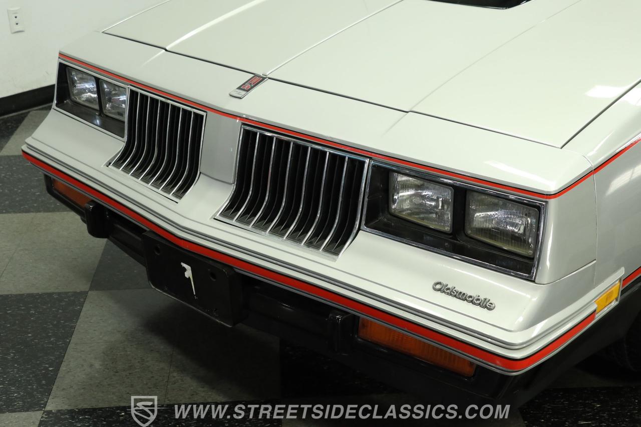 1984 Oldsmobile Cutlass Hurst/Olds