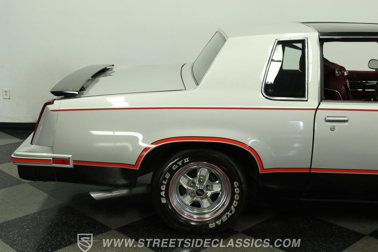1984 Oldsmobile Cutlass Hurst/Olds