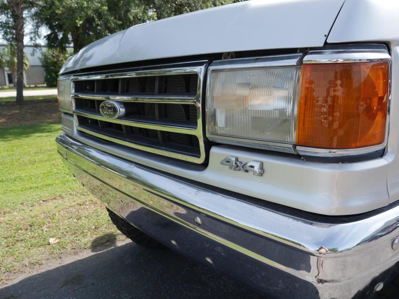 1990 Ford Bronco XLT 4X4