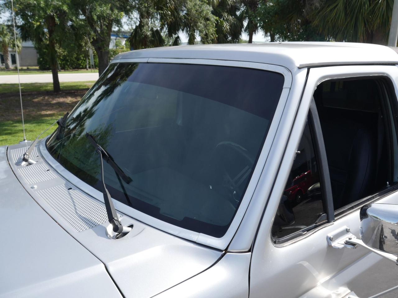 1990 Ford Bronco XLT 4X4