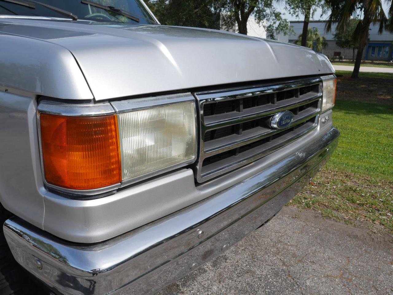 1990 Ford Bronco XLT 4X4