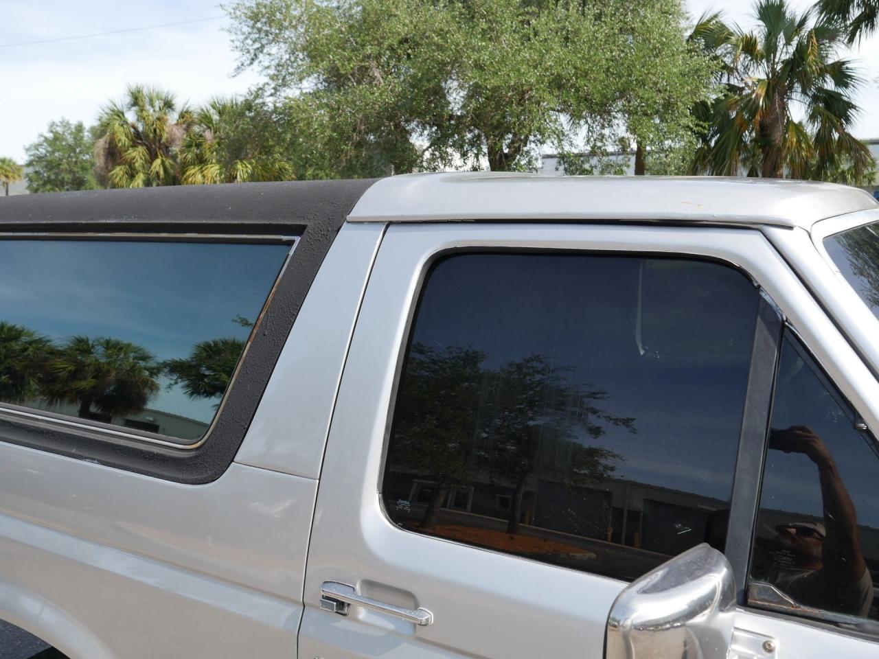 1990 Ford Bronco XLT 4X4
