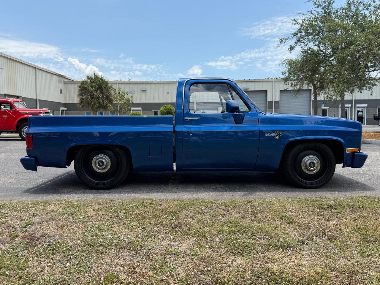 1986 Chevrolet Silverado C/K10 Short Bed Restomod