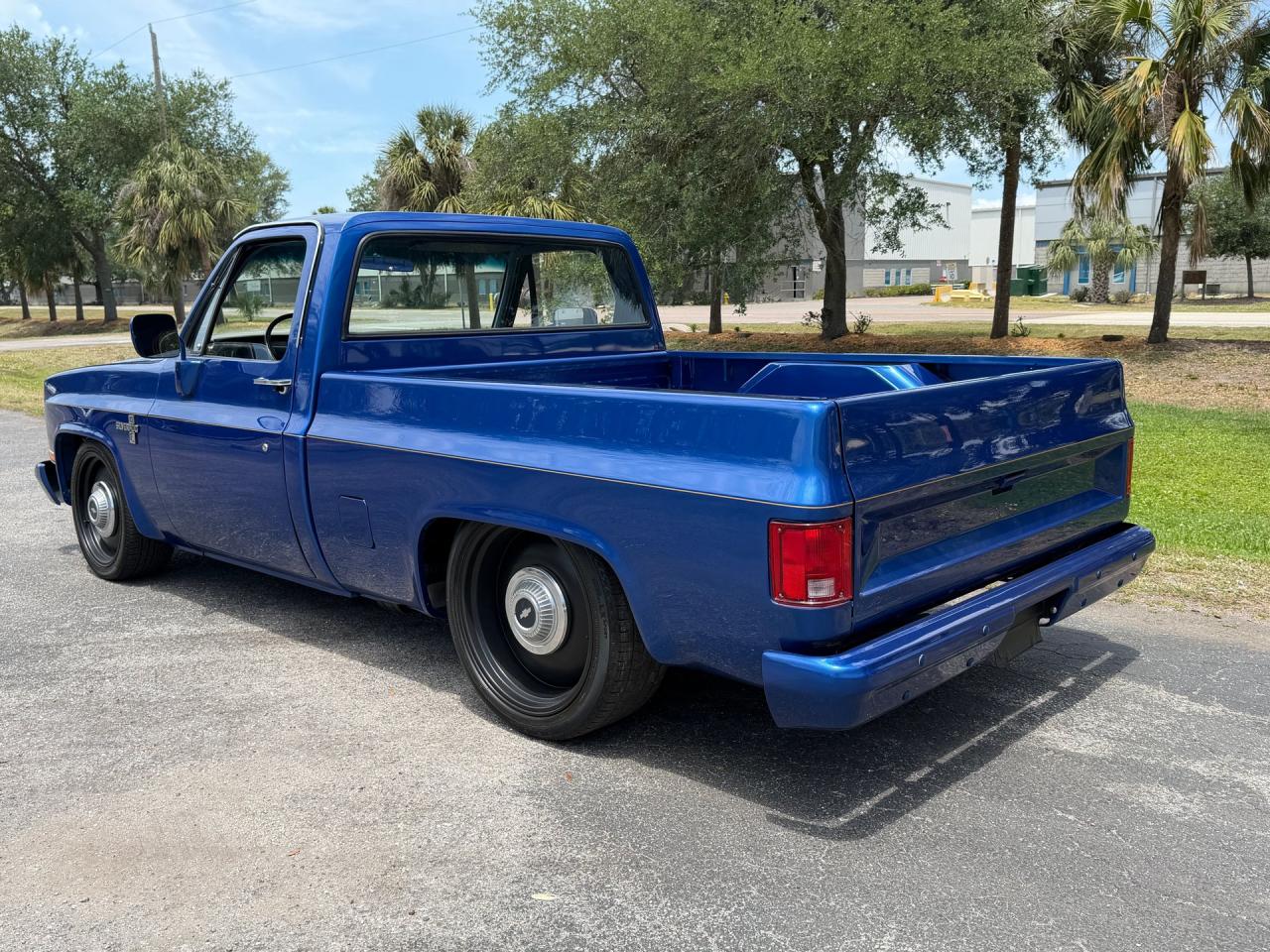 1986 Chevrolet Silverado C/K10 Short Bed Restomod