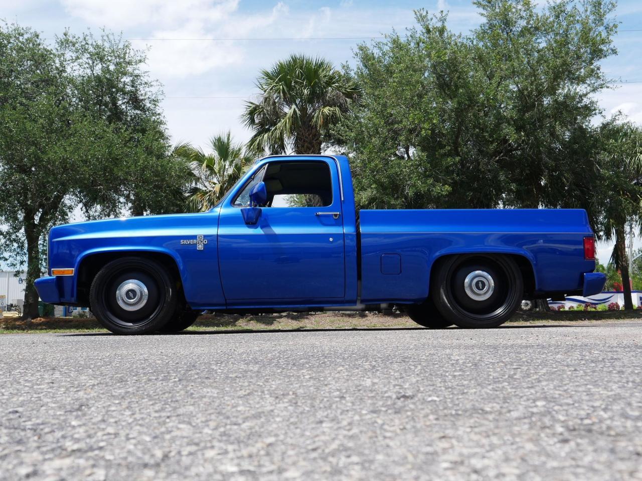 1986 Chevrolet Silverado C/K10 Short Bed Restomod