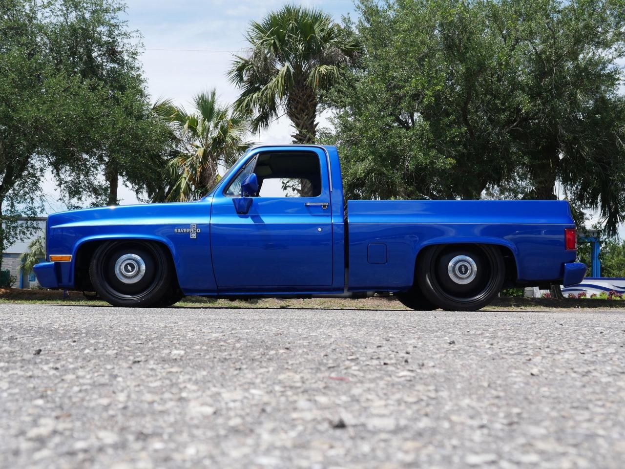 1986 Chevrolet Silverado C/K10 Short Bed Restomod