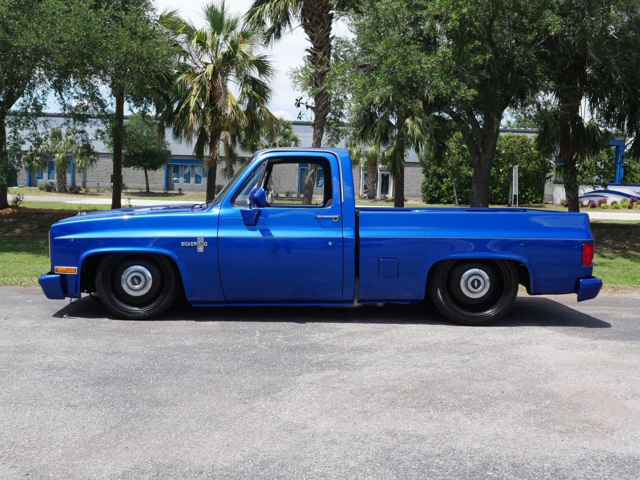 1986 Chevrolet Silverado C/K10 Short Bed Restomod