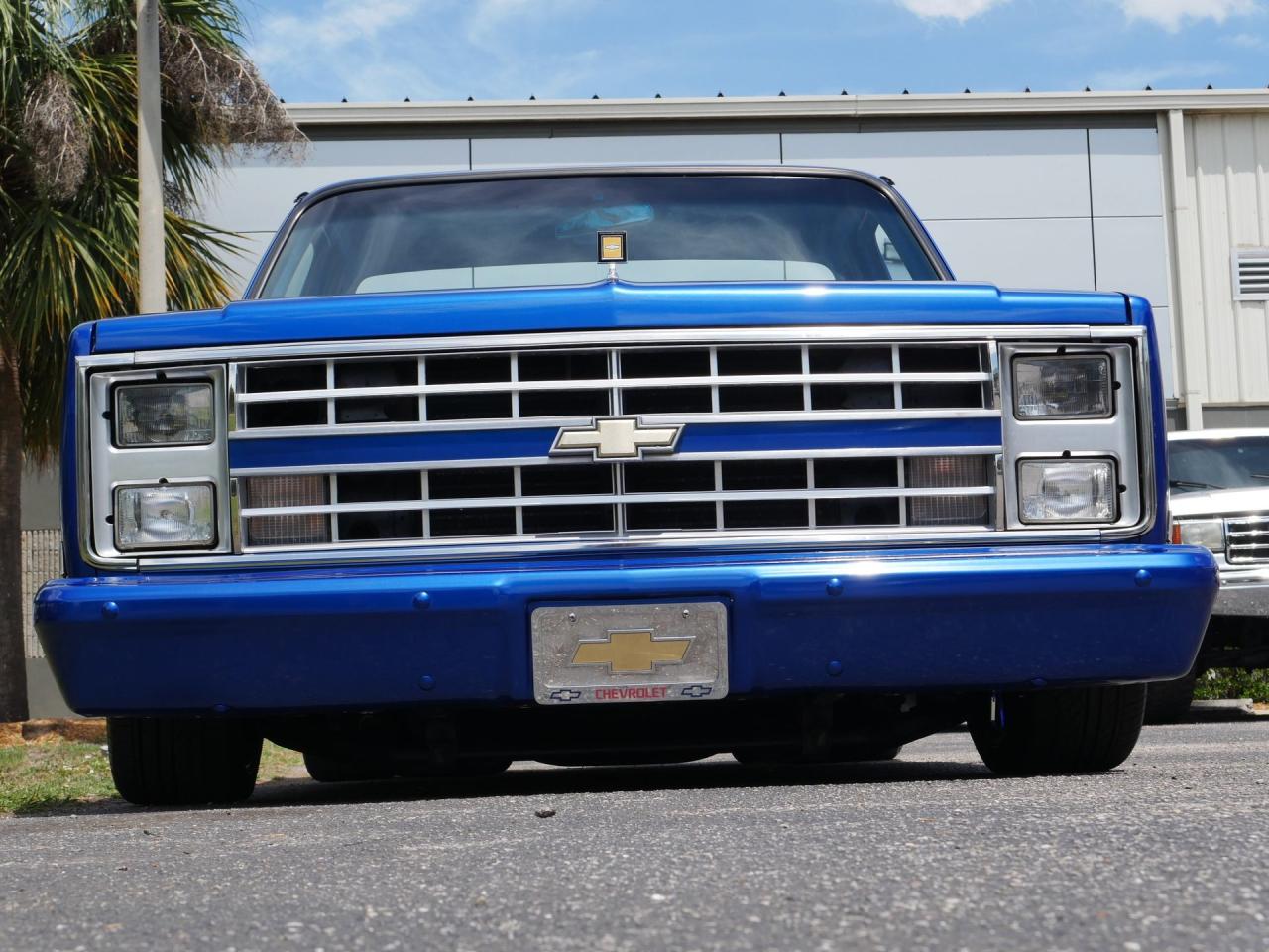 1986 Chevrolet Silverado C/K10 Short Bed Restomod