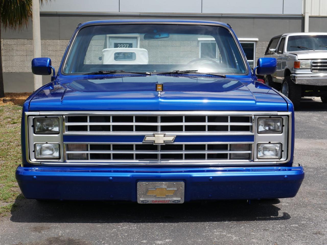 1986 Chevrolet Silverado C/K10 Short Bed Restomod
