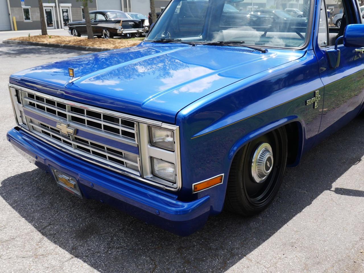 1986 Chevrolet Silverado C/K10 Short Bed Restomod