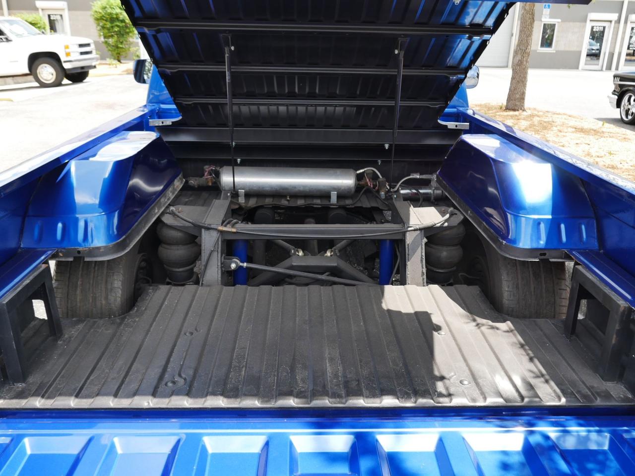 1986 Chevrolet Silverado C/K10 Short Bed Restomod