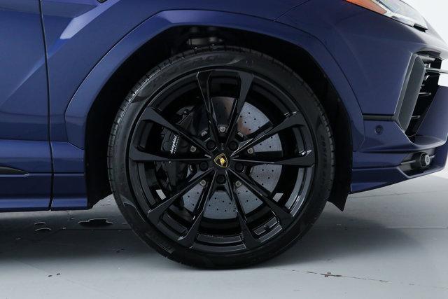 2024 Lamborghini Urus