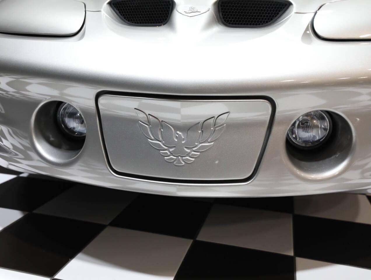 2000 Pontiac Firebird