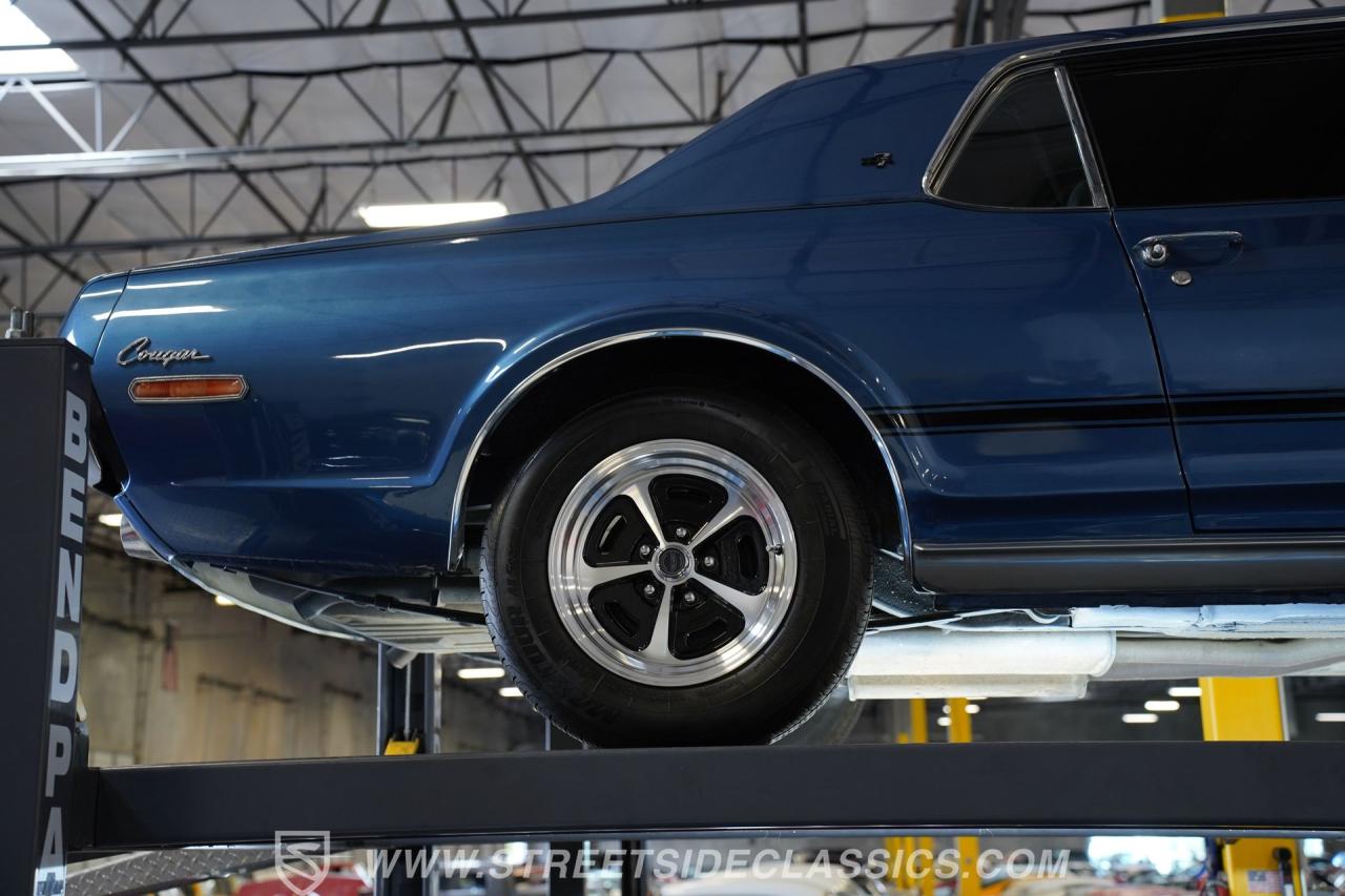1968 Mercury Cougar XR7