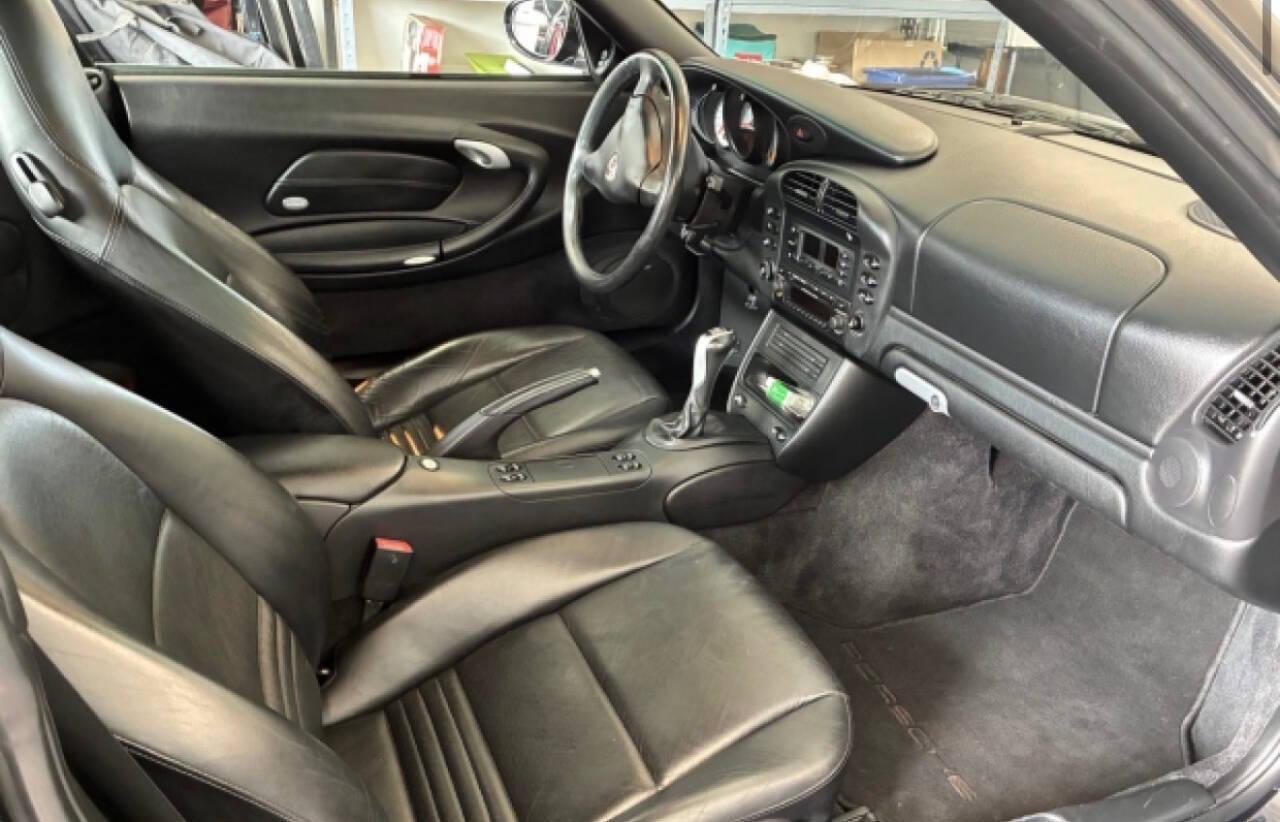2003 Porsche 911