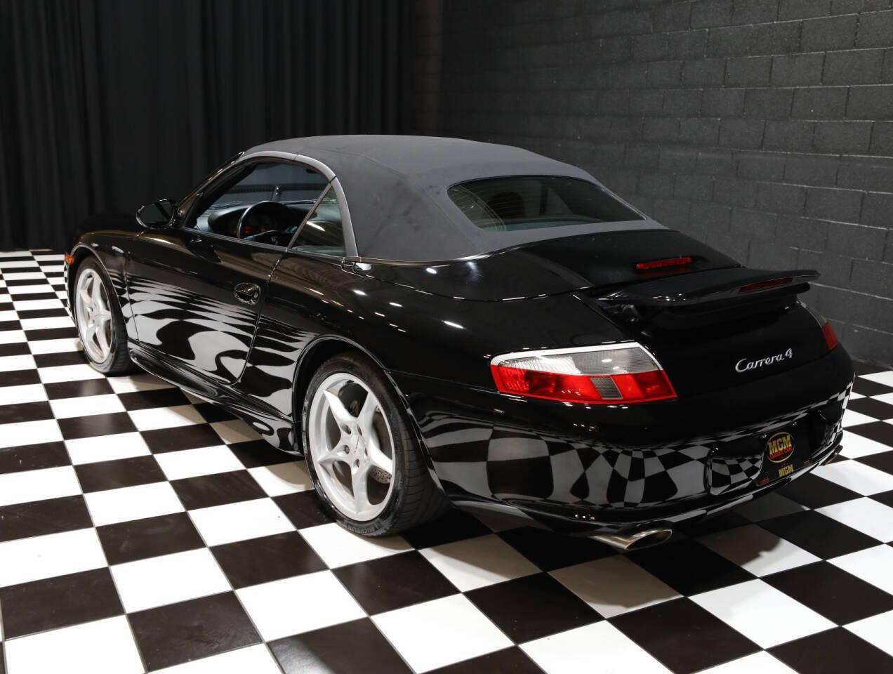 2003 Porsche 911