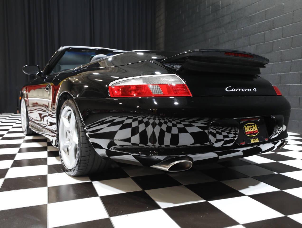2003 Porsche 911