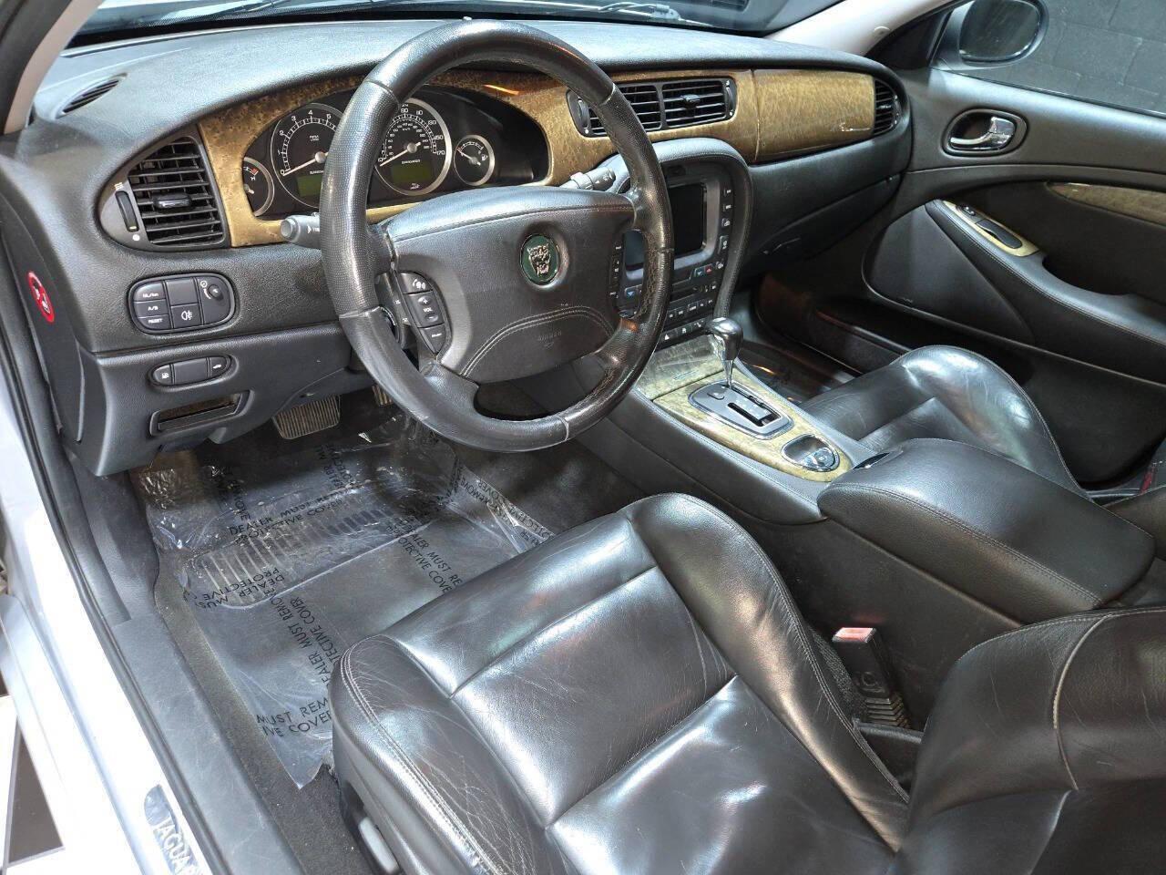 2005 Jaguar S-Type R