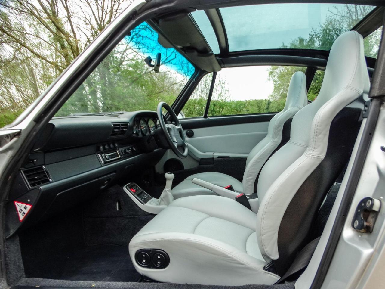 1997 Porsche 3.6 993 Targa 2dr