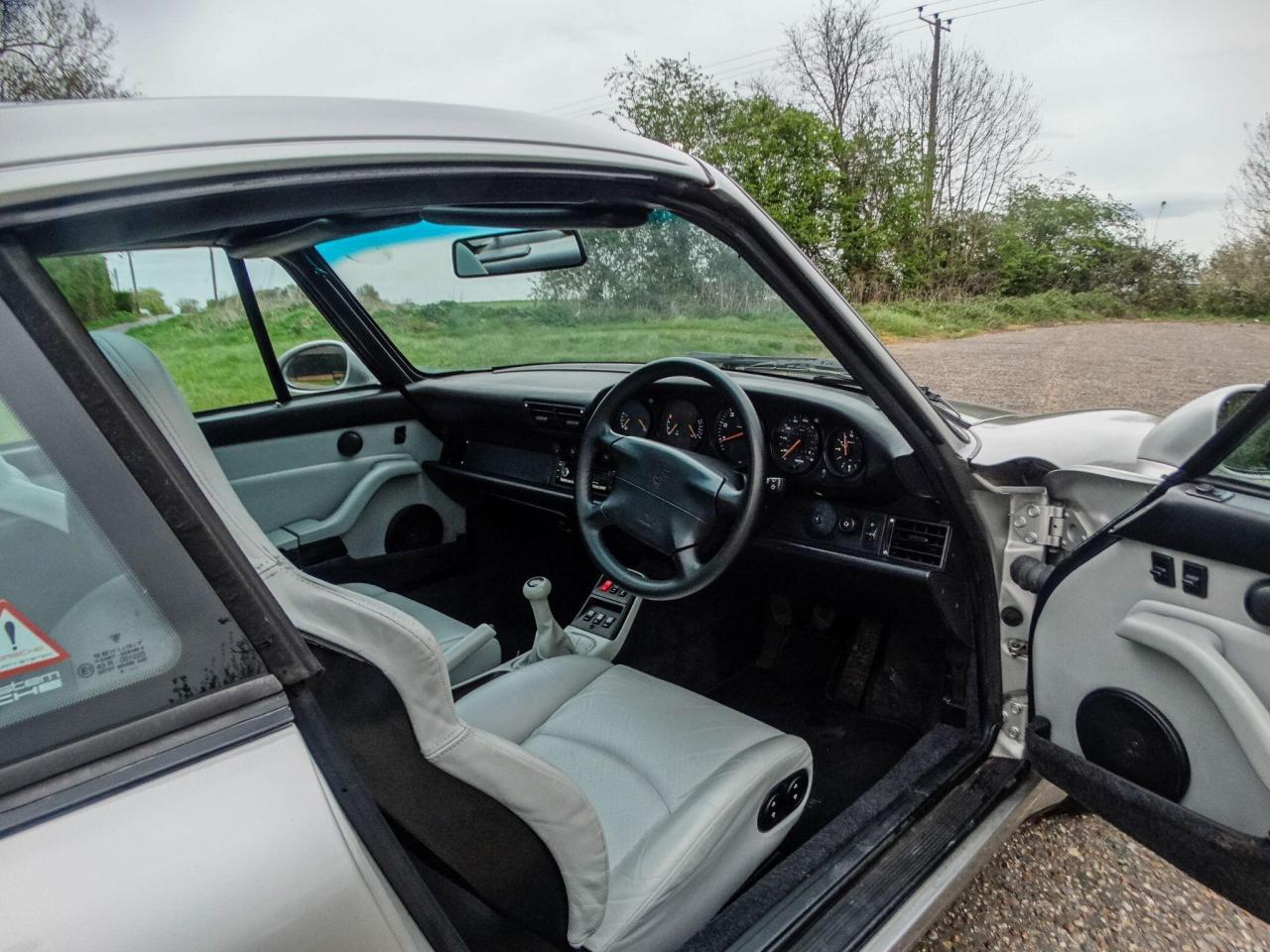 1997 Porsche 3.6 993 Targa 2dr