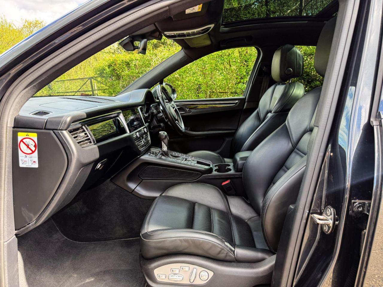 2019 Porsche 3.0T V6 S PDK 4WD Euro 6 (s/s) 5dr