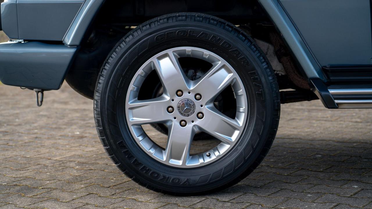 2004 Mercedes - Benz G500 SWB