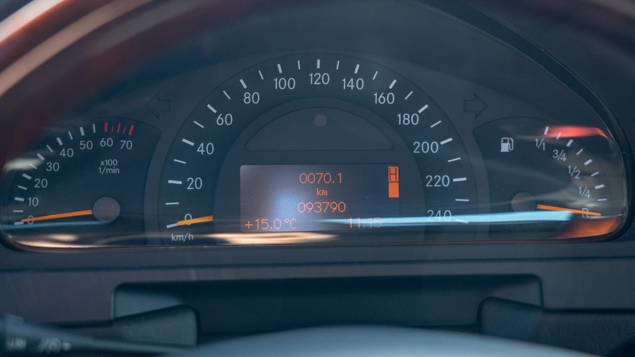 2004 Mercedes - Benz G500 SWB
