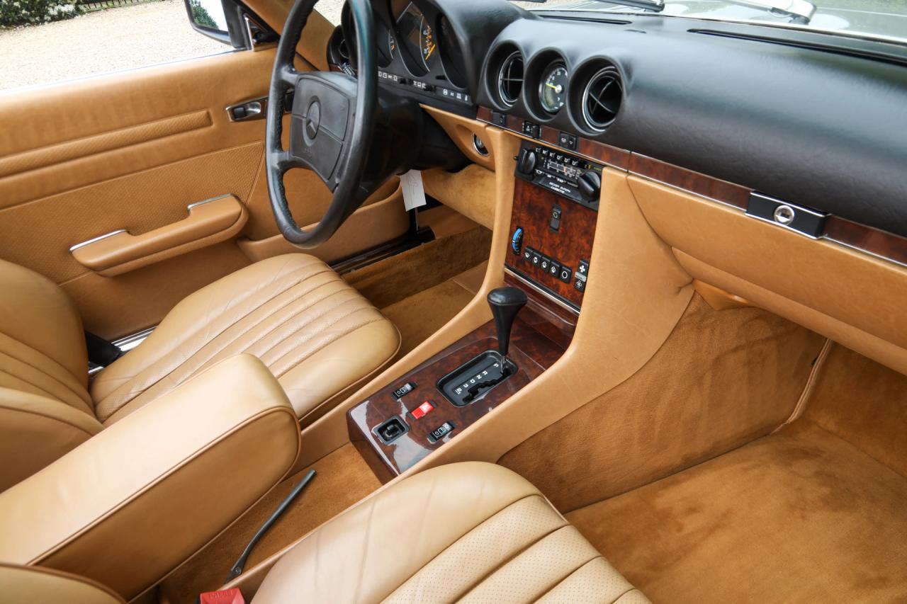 1988 Mercedes - Benz 560 SL &ldquo;Rauchsilber with Palomino interior&rdquo;