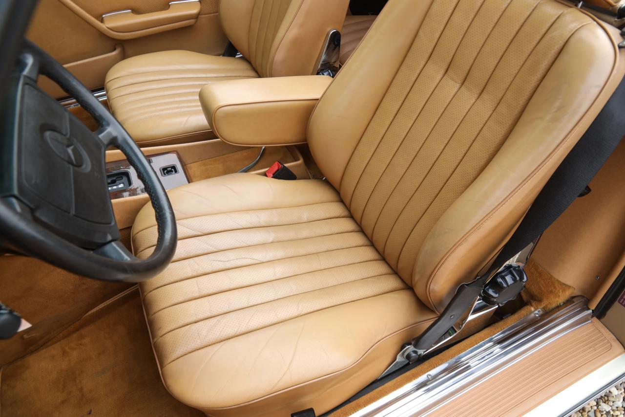 1988 Mercedes - Benz 560 SL &ldquo;Rauchsilber with Palomino interior&rdquo;