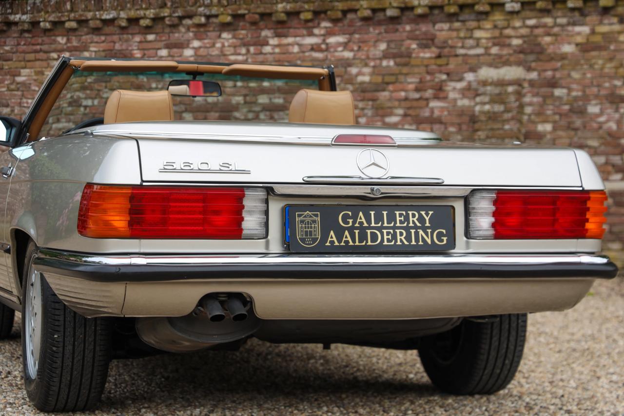 1988 Mercedes - Benz 560 SL &ldquo;Rauchsilber with Palomino interior&rdquo;