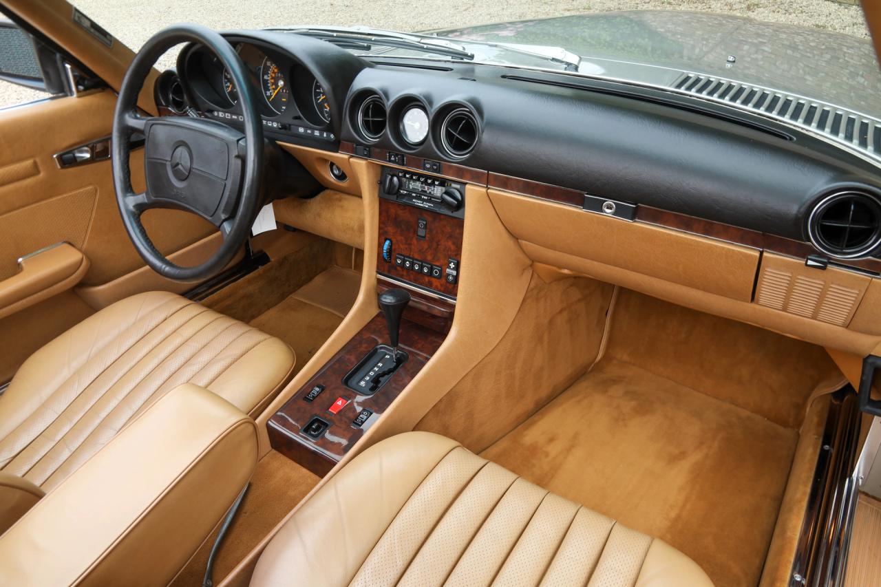 1988 Mercedes - Benz 560 SL &ldquo;Rauchsilber with Palomino interior&rdquo;
