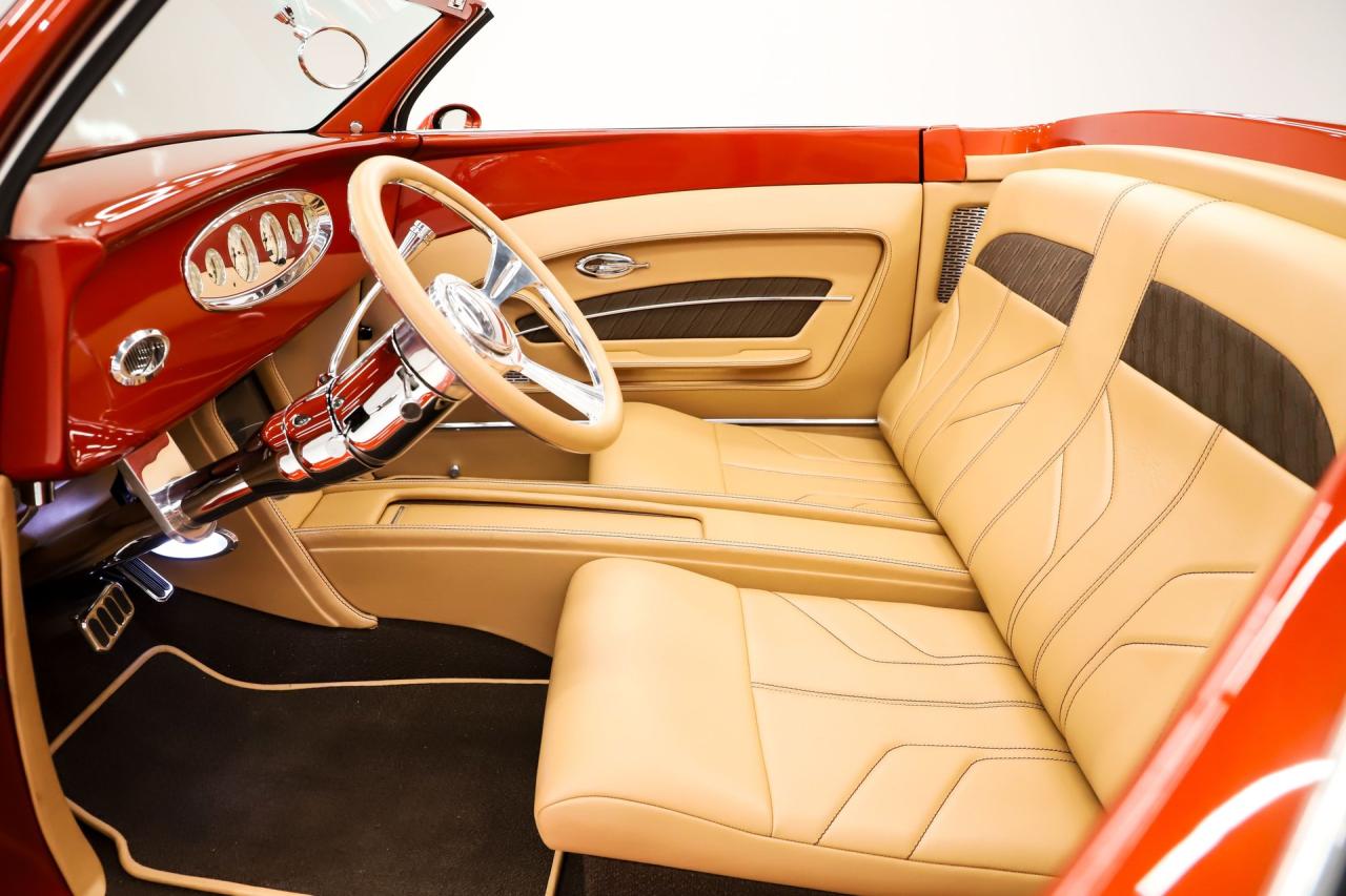1939 Ford Custom