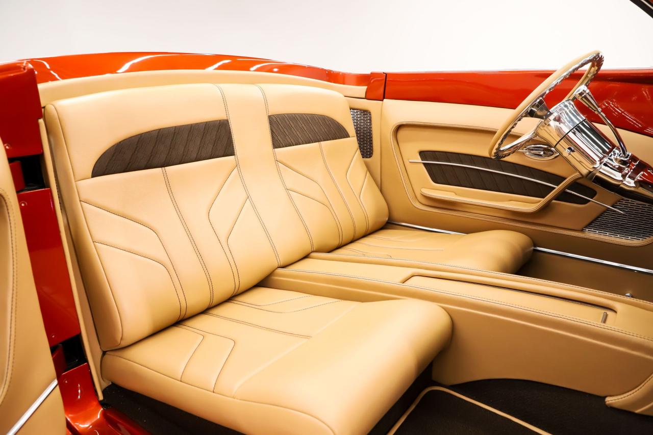 1939 Ford Custom