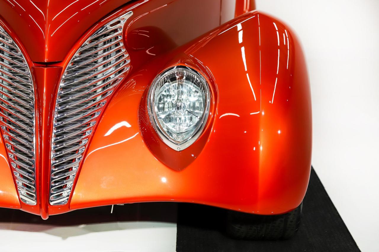 1939 Ford Custom