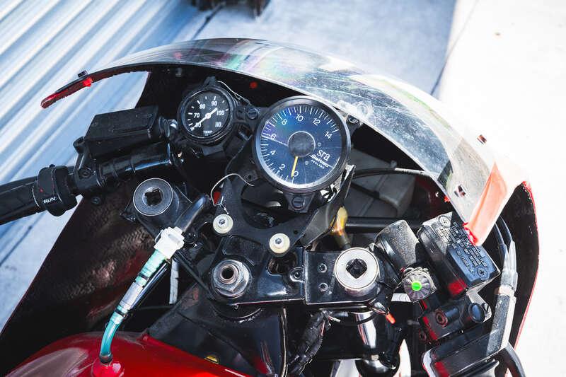 1987 Kawasaki GPX750R SUPERBIKE
