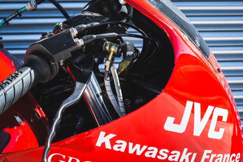 1987 Kawasaki GPX750R SUPERBIKE