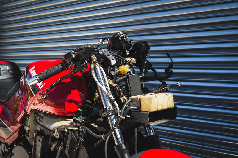 1987 Kawasaki GPX750R SUPERBIKE