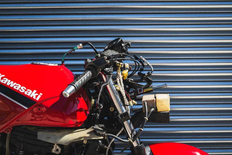 1987 Kawasaki GPX750R SUPERBIKE