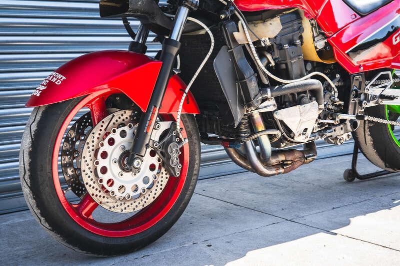 1987 Kawasaki GPX750R SUPERBIKE
