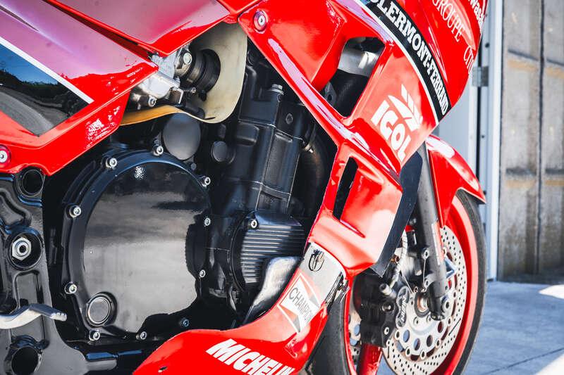 1987 Kawasaki GPX750R SUPERBIKE