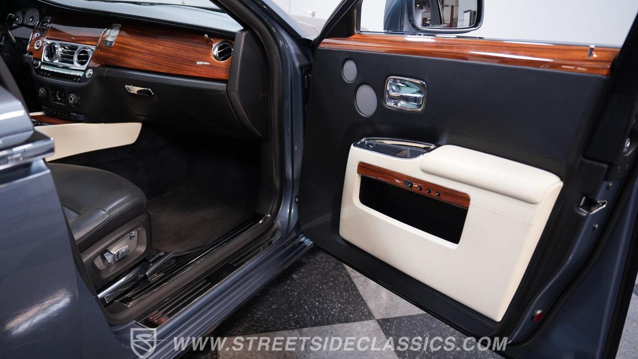 2010 Rolls - Royce Ghost
