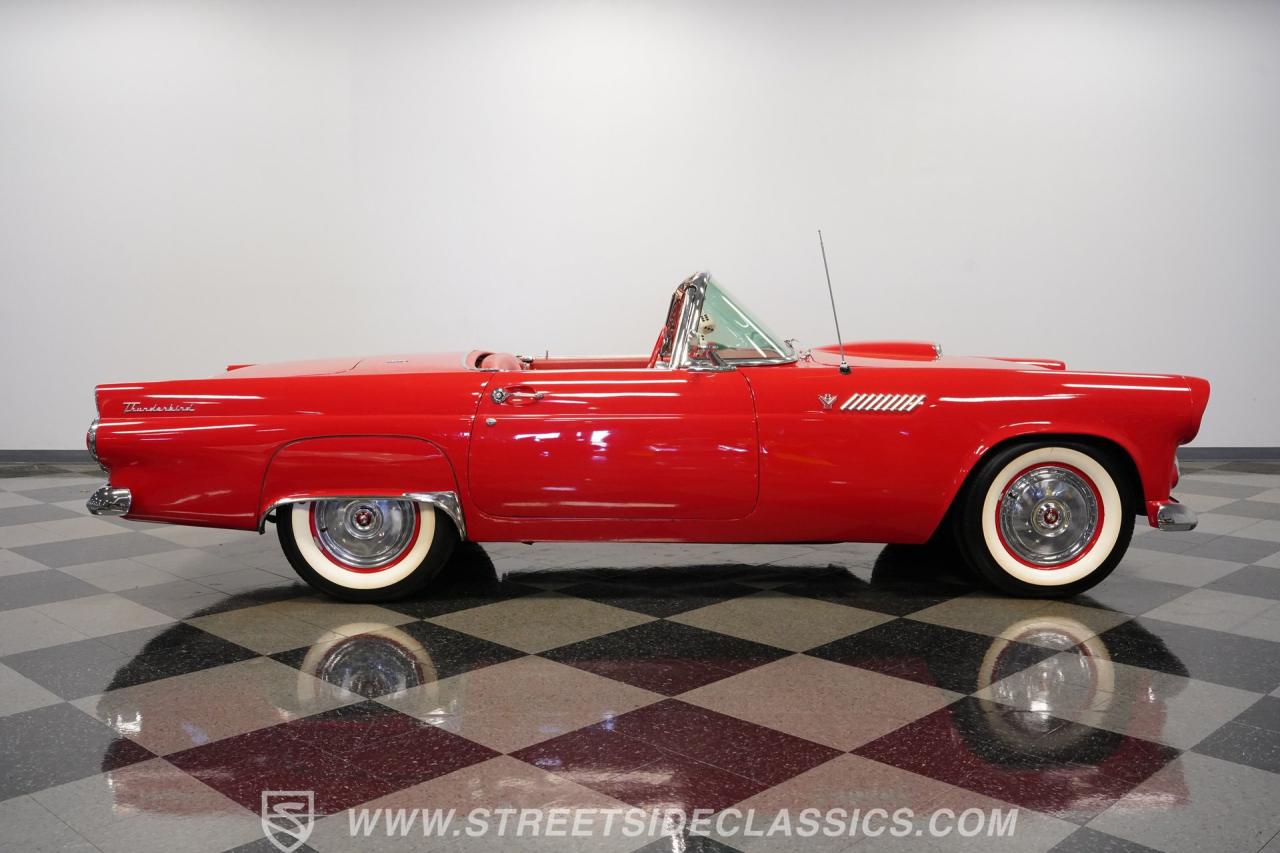 1955 Ford Thunderbird