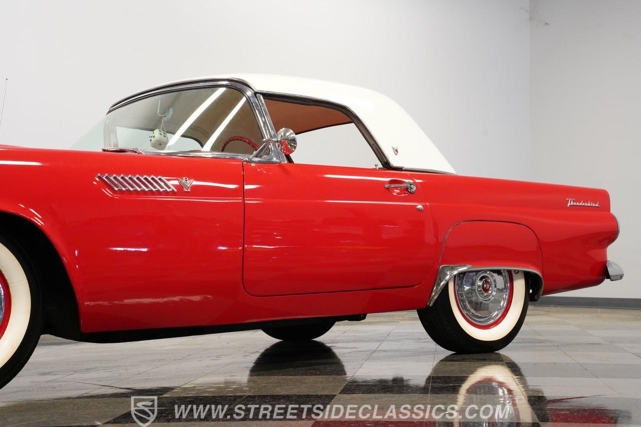 1955 Ford Thunderbird