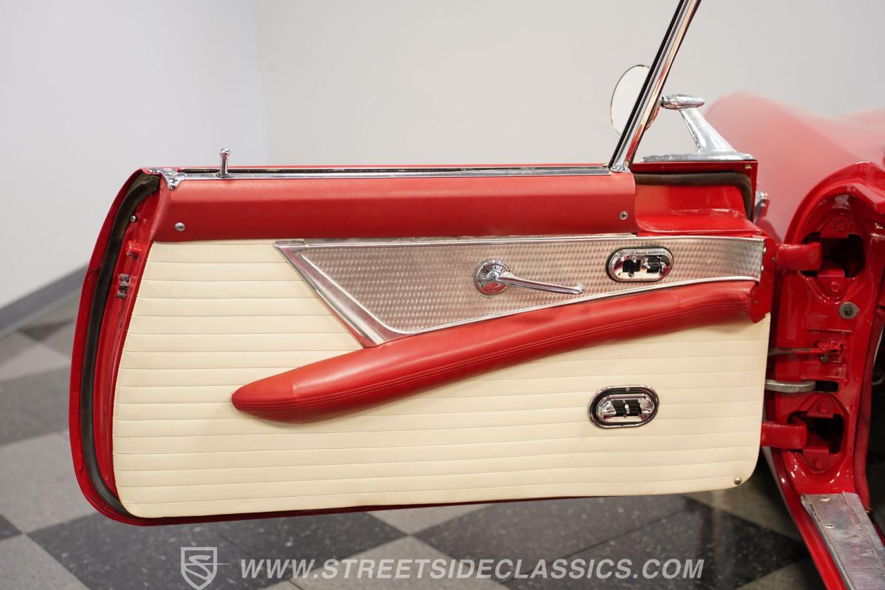 1955 Ford Thunderbird
