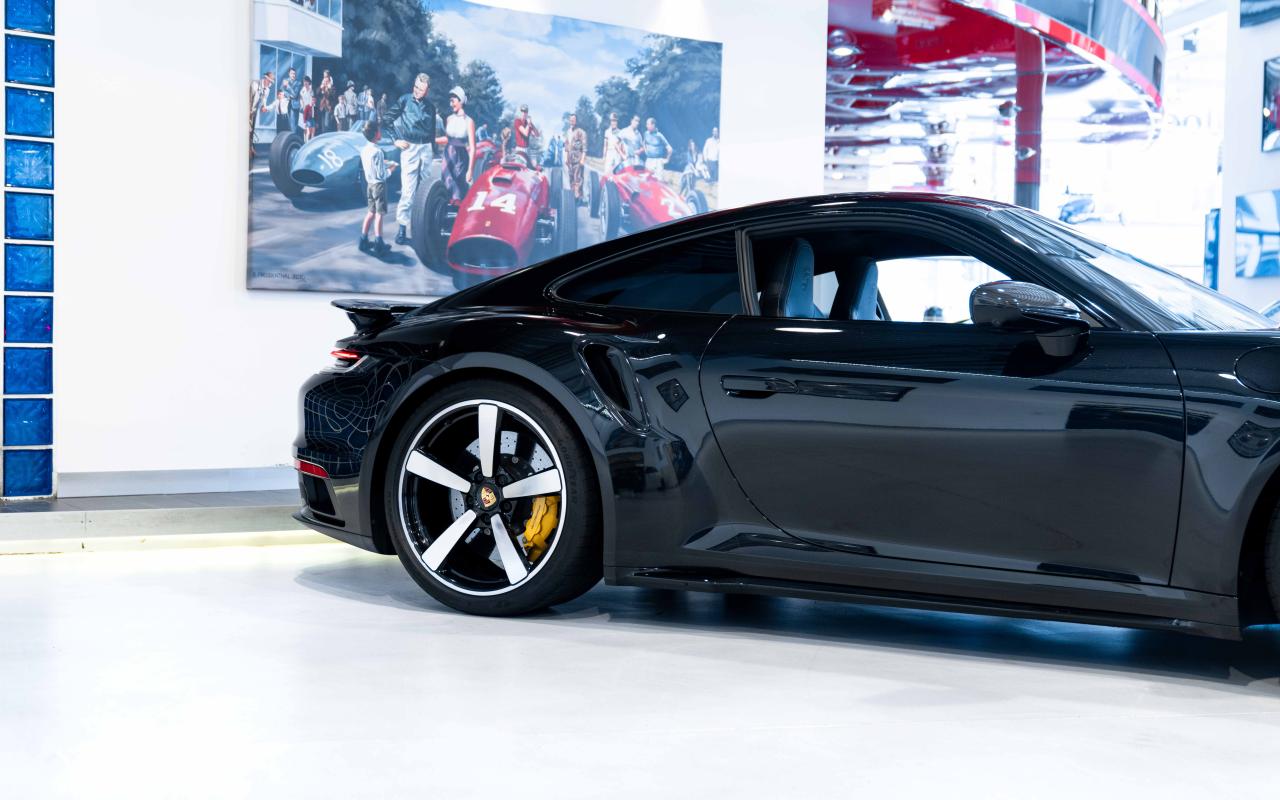 2022 Porsche 911 Turbo S