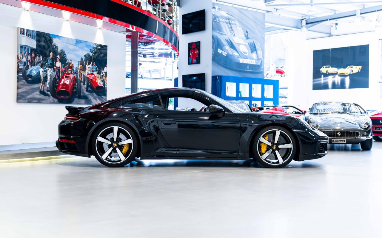 2022 Porsche 911 Turbo S