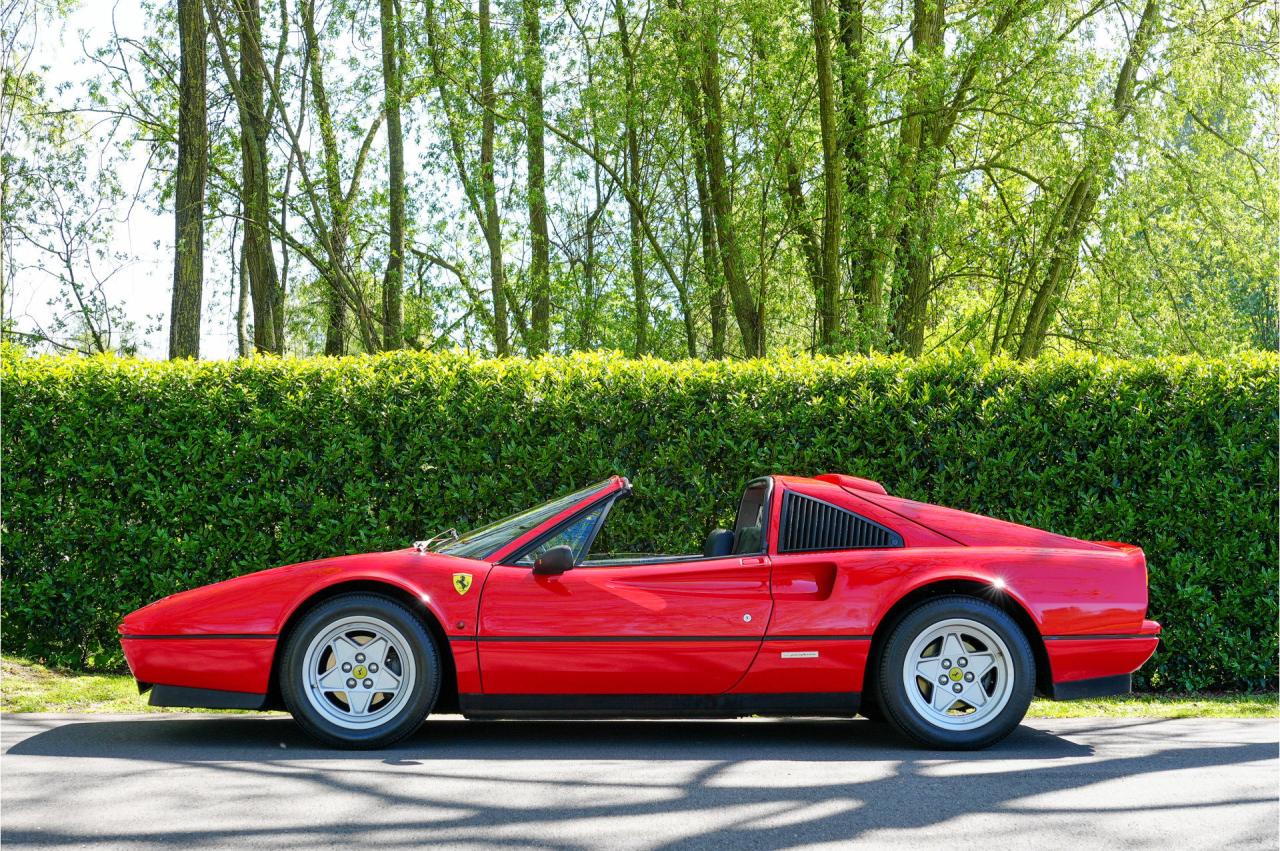 1988 Ferrari 328