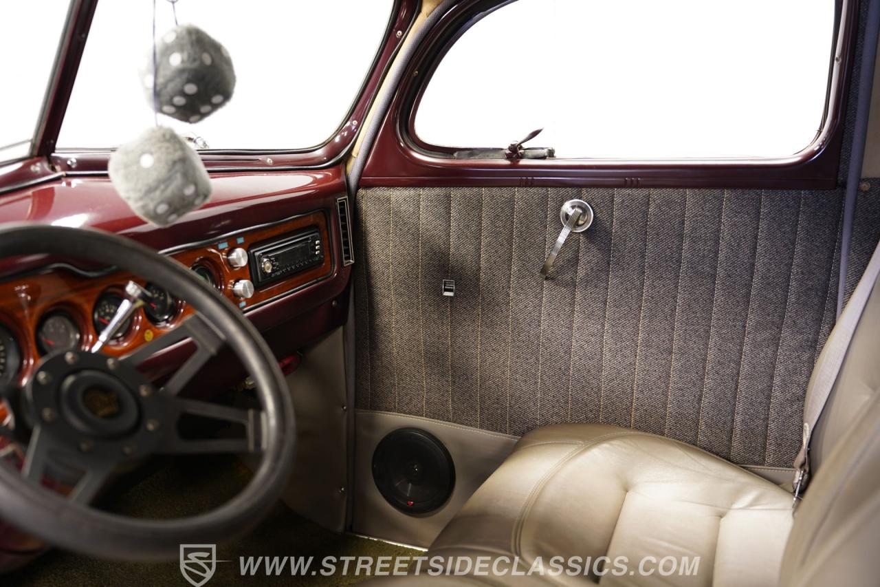 1940 Ford Deluxe Business Coupe Restomod