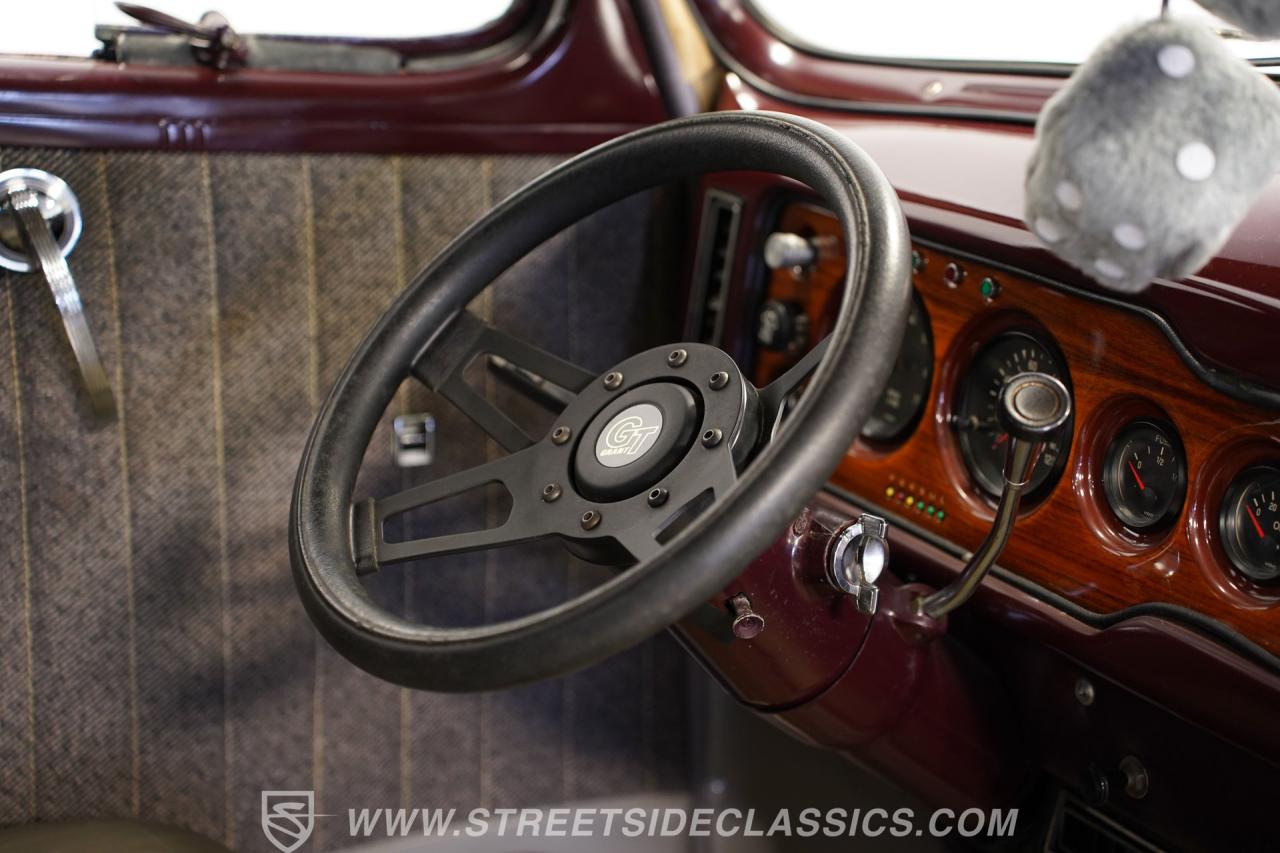 1940 Ford Deluxe Business Coupe Restomod